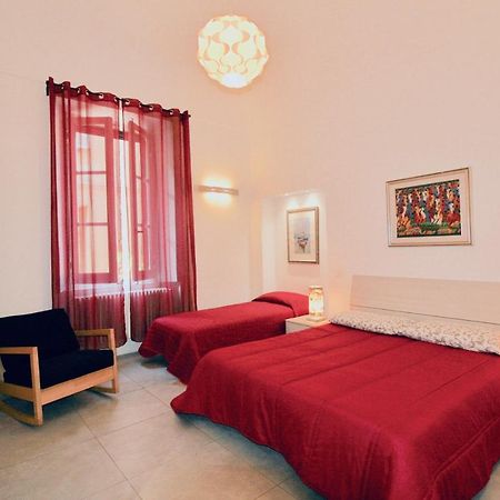 Marco Holiday Apartment Пескара Екстер'єр фото